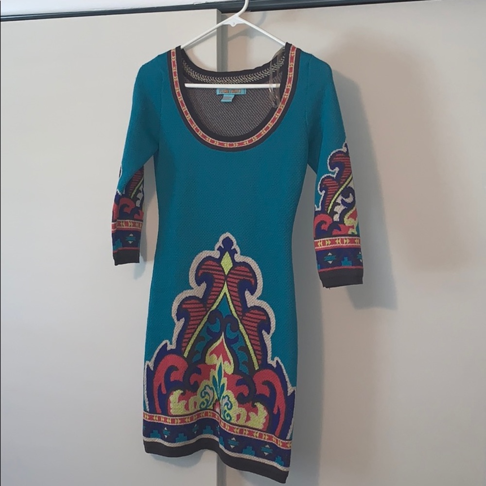 3/4 sleeve sweater dress • fitted • size S